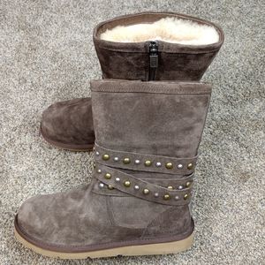 Brown Ugg Boots studded straps, zipper, S/N 3329